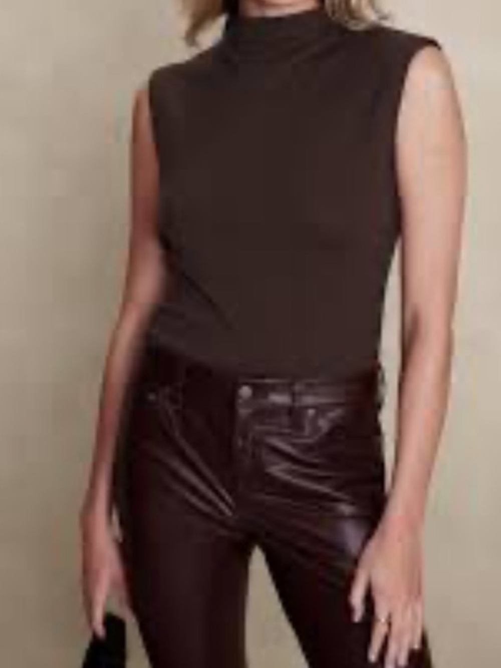 Banana Republic Sleeveless Mock Neck Top in Dark Brown